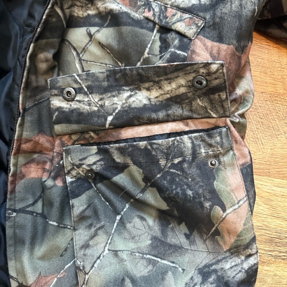 Trail Crest Camp Coat - Picture 5 of 9